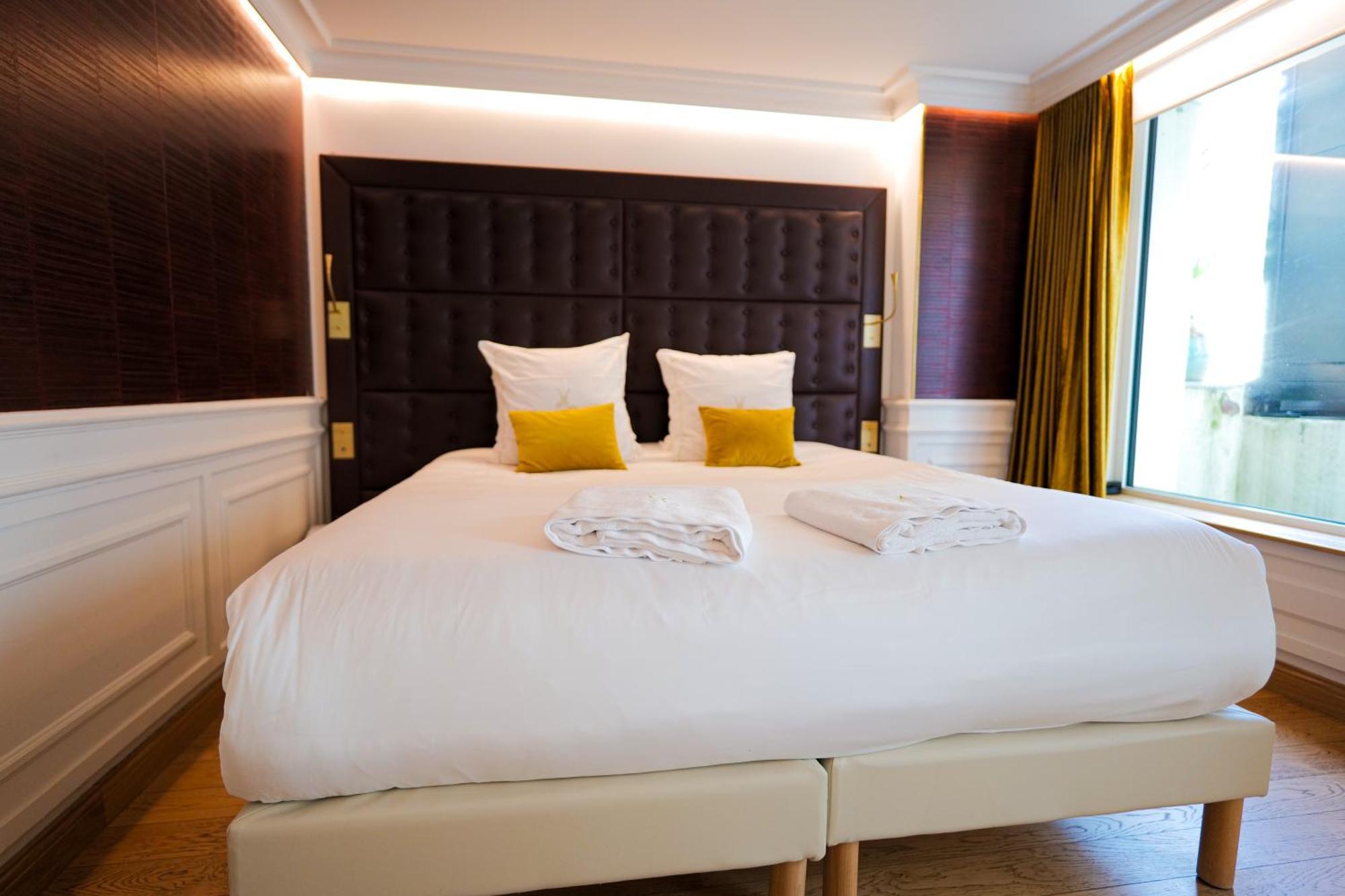 Hotel Merveilleux Côté 4*